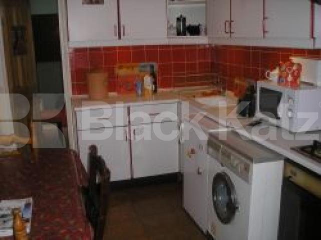 			2 Bedroom, 1 bath, 1 reception Flat			 Belsize Park Gardens, BELSIZE PARK NW3